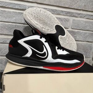 Nike Kyrie Low Low 5 Black/White-Chile Red Size 12